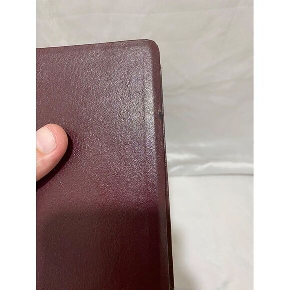 Tyndale Holy Bible New Living Translation Inspirational NLT Softcover Edition - Picture 3 of 10